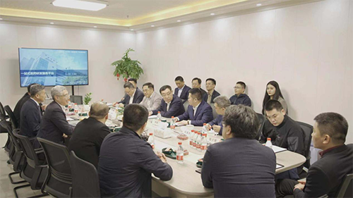 十二届全国政协副主席马培华、中国中小商业企业协会名誉会长董树奎一行人莅临人生就是博